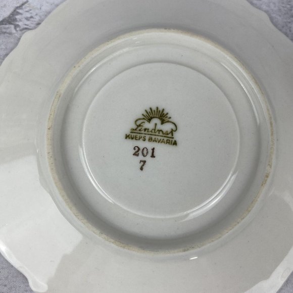 Lindner Kueps Bavaria Green & Gold Gilt Demitasse Cup Saucer Vintage - Picture 6 of 6